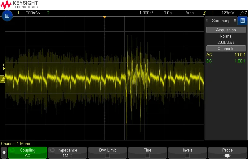 Oscilloscope capture of the filtered output with a burst of motion noise in the middle
